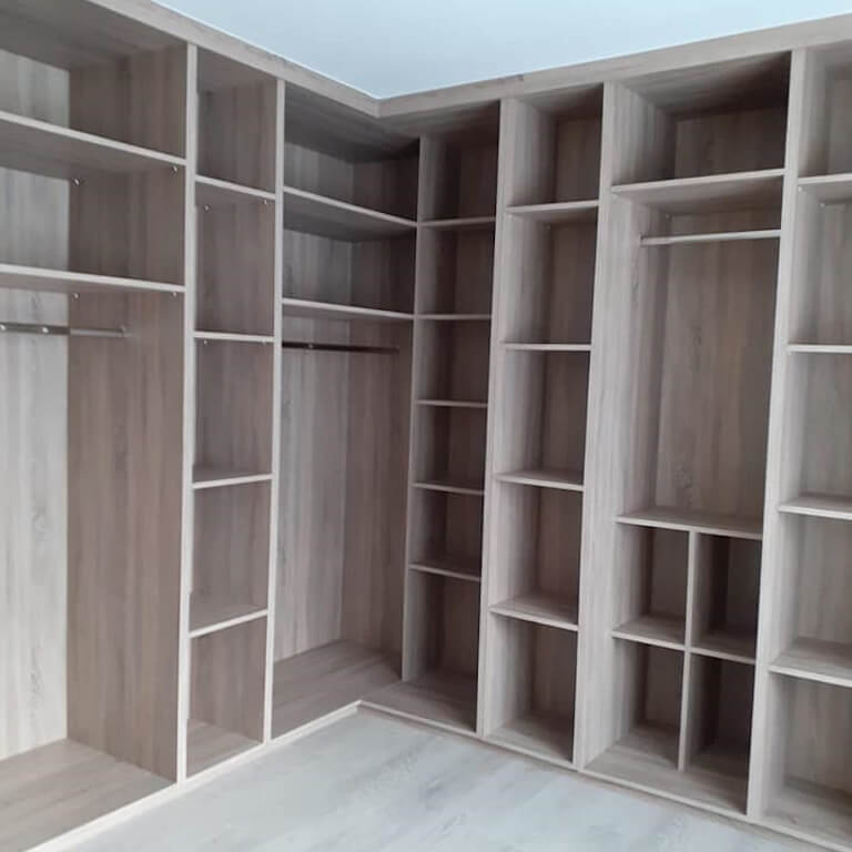 Maatkasten dressing