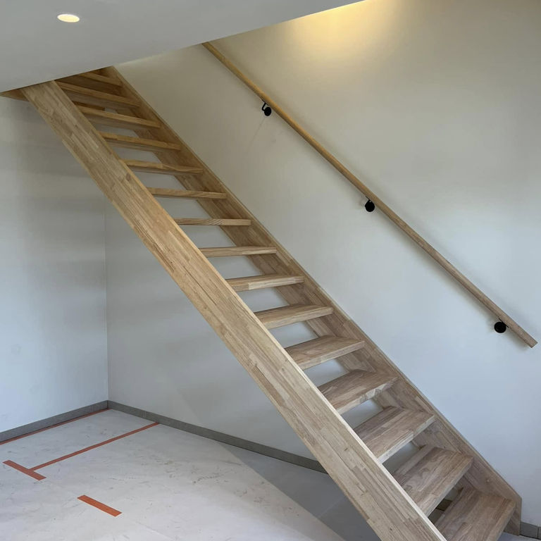 Rechte open trap